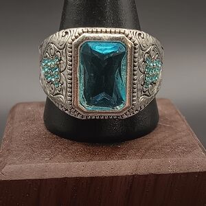 Women's Silver Tone Ring With Simulated  Light Blue Gemstones Size 12